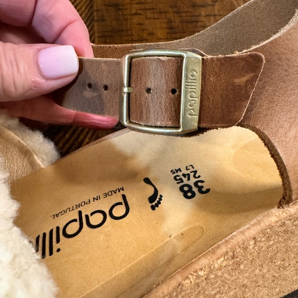 Women’s Birkenstock Papillio Glenda shearling Teddy Sandles - Picture 3 of 9